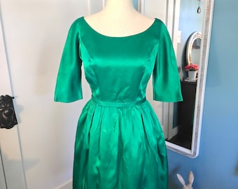 1960s Harry Keiser Vintage, Cocktail, Party Dress, Emerald Green Satin, Bow, Tulip Skirt, STUNNING!