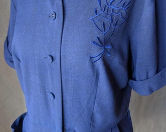 Vintage 40s 50s Royal Blue House Dress by Rite Fit, Big Pockets, Tulip Embroidery, size Large