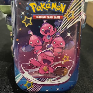 Paldean Fates Mini Lata- Tinkatink