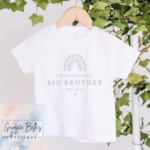 Personalised big brother, big sister announcement T-shirt. I’m going to be a big sister / brother, big sister or brother announcement