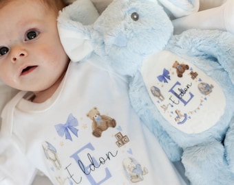 Regalos personalizados para bebé niño / Pelele personalizado / Set de regalo para bebé niño / Conejito de recuerdo / Regalo para recién nacido niño / Regalo de bautizo