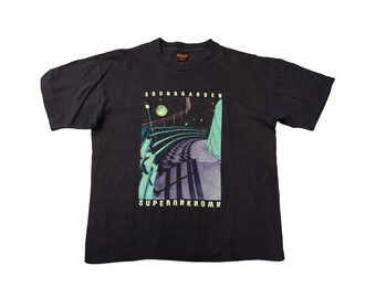 ¡¡¡RARO!!! Camiseta vintage de Soundgarden de los 90. Camiseta Soundgarden Superunknown de 1994. Heavy metal, hard rock, Chris Cornell. Color negro. Talla XL.