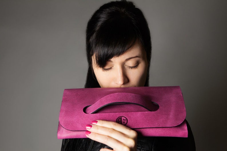 Живые фото сумок Woman Pink Clutch Leather Clutch Fuchsia Clutch Leather Etsy