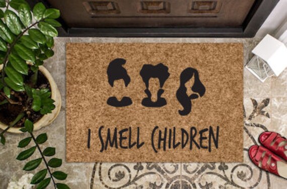 Hocus Pocus Funny Doormat Welcome Mat Outdoor Coir Mat Halloween Doormat I Smell Children Sanderson Sisters