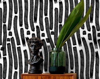 Abstract Wallpaper with a Bold Brushstroke Motif in Black and White - X102