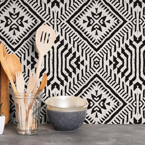 Wallpaper Peel and Stick Wallpaper Removable Wallpaper Home Decor Wall Art Wall Decor Room Decor / Black Geometric African Wallpaper - C373