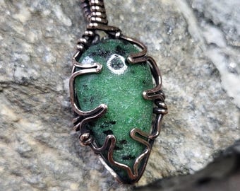 Ruby Zoisite leaf pendant in square polished copper wire