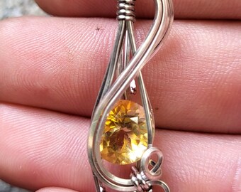 Citrine faceted gemstone in silver dainty elegant pendant