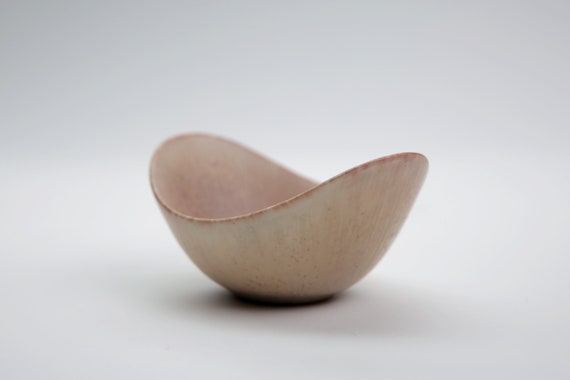 Ceramic Bowl In A Tan And Gold Hares Fur Glaze Gunnar Nylund Aro
