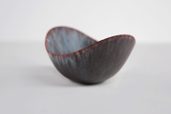 Ceramic Bowl In A Tan And Gold Hares Fur Glaze Gunnar Nylund Aro