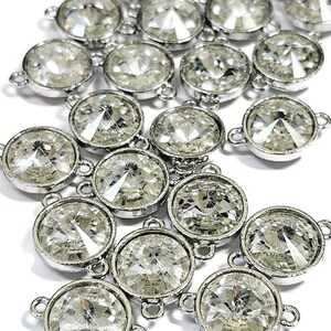 Srebrne platerowane 2-pętlowe przezroczyste kryształowe łączniki Rivioli Rhinestone, 1 szt.