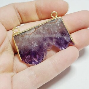 Guldpläterad naturlig ametistgeod Druzy-skiva med dubbelöglor, 1 st