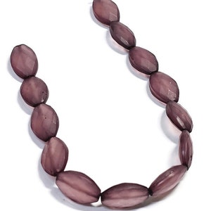 18mm Vintage Purple Lucite Beads, 1 Strand