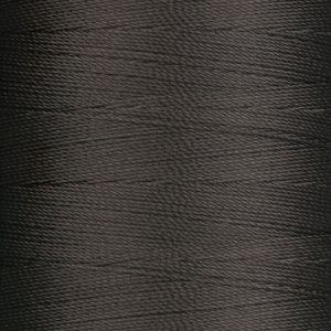 Peut inclure: Un gros plan d'une bobine de fil noir.