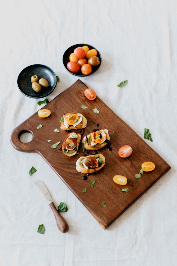 Dining & Serving Trays & Platters Oval hand painted Wooden Cutting