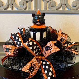 Deco mesh Halloween spider centerpiece, whimsical Halloween table decor, Fall centerpiece, holiday decor, candy dish, candle ring