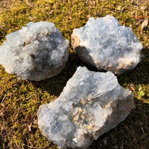 Celestite/ Celestine/Rough Celestite/ CELESTITE CRYSTAL CLUSTER/ Raw Madagascar Celestine/ Blue Crystal