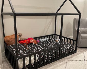 Toddler house bed + add slats in options, https://home4dreams.com , Toddler bed, Montessori floor bed, kid's bed, wood bed, kid's bedroom
