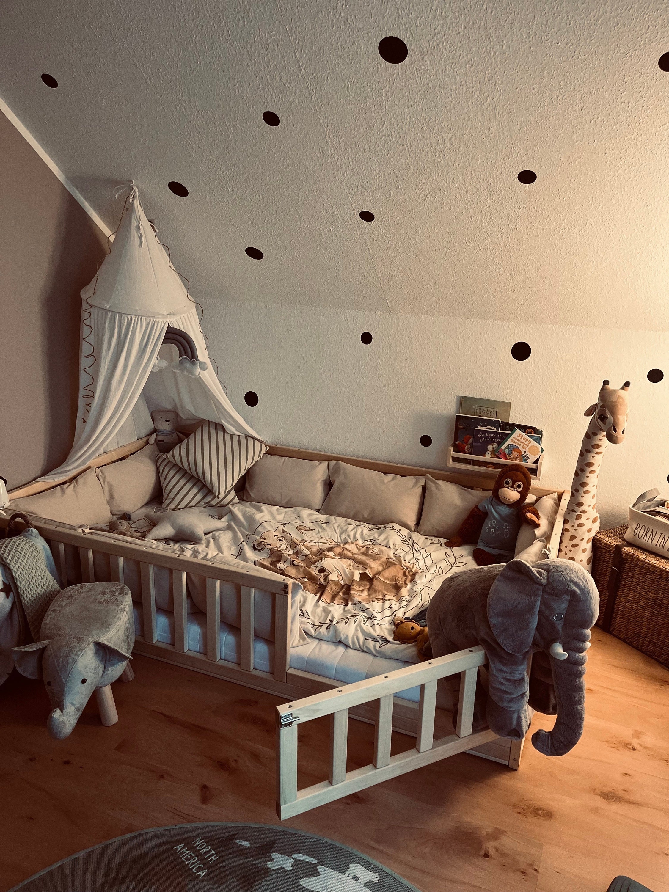 Full size floor bed deals