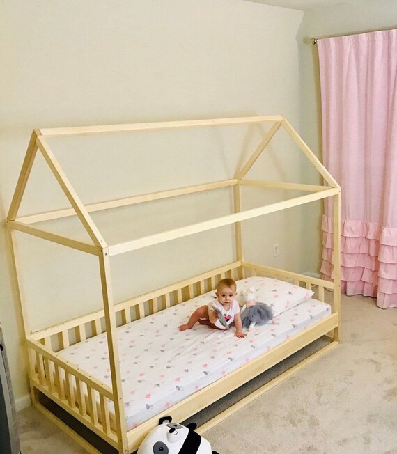Toddler bed ,nursery crib, children bed, Montessori bed, kid bed, wood bed, children home, waldorf toy, kids bedroom, floor bed