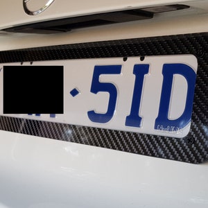 Cadre de plaque d&#39;immatriculation en fibre de carbone véritable pour Kingpin Nuline VIC Slimline (AUSTRALIE)