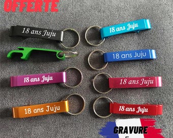Porte clefs décapsuleur en métal gravé (personnalisation offerte du porte-clés), Expédition rapide depuis la France, tarifs dégressifs !