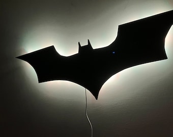 Art mural chauve-souris super héros LED, applique murale chauve-souris, veilleuse avec télécommande 16 couleurs, art mural, art super héros chauve-souris, art mural personnalisé
