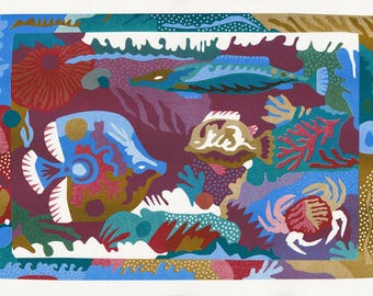 Impresión Riso de un reino submarino lleno de criaturas mágicas llamado Bajo el espejo de plata