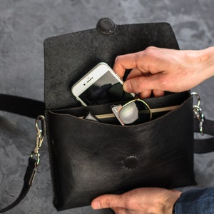 Leder Crossbody Tasche, Leder Gürteltasche, Leder Herren kleine Tasche, Leder Herren Crossbody, Tasche Hüfttasche, Geldbörse Männer, Street Style Tasche