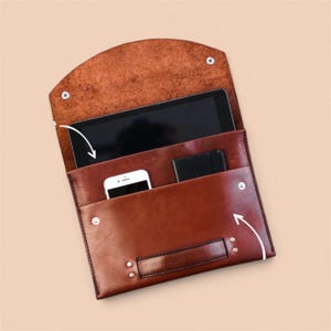 Personalized Leather Tablet Sleeve: Google Pixel Case