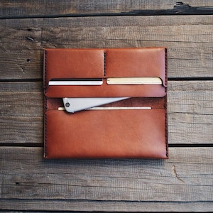 Schlichte lange Brieftasche aus Leder - Portemonnaie Personalisierte Herren Brieftasche Benutzerdefinierte Leder Brieftasche Monogramm Brieftasche Geschenk für einen Seemann