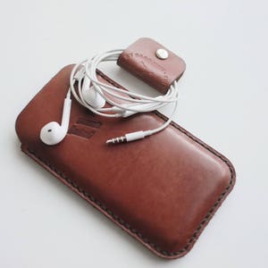 Set of 2 leather cord keeper, earphone holder, headphone holder, organizer earphone, earphone storage, holder cable image 4