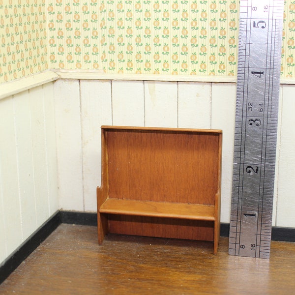 Miniature 1:24 Straight Backed Pew or Hall Bench by D2E