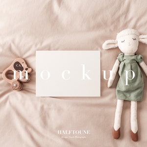 Kwekerij mockup, horizontale kaart kwekerij mock, kwekerij kaart mockup, baby shower uitnodiging, schattige mockup, 5 x 7 kaart mockup, baby shower mockup