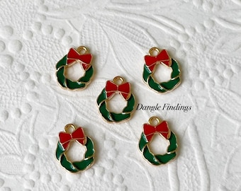 10 Christmas Wreath with Bow Charms, Red and Green Enamel, DIY Holiday Jewelry Making, 15mm, HOL037