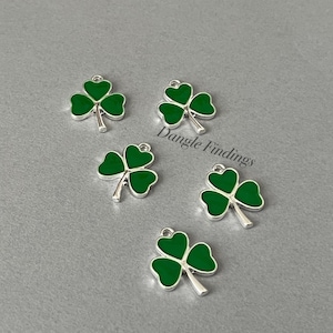 5 Clover Charms, Irish, Leaf, Green Enamel, St. Patrick’s Day, Diy Jewelry Making, Necklace, Bracelet, 20mm, SP026