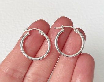 Sterling Silver Round Hoop Earrings for Women, 20mm, EWRS035