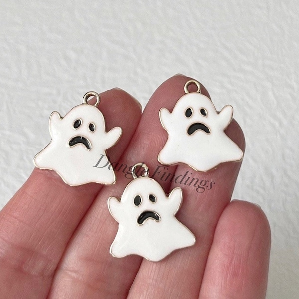 10 Spooky White Ghost Charms for DIY Halloween and Fall Jewelry Crafts, 20.5mm, HOL060