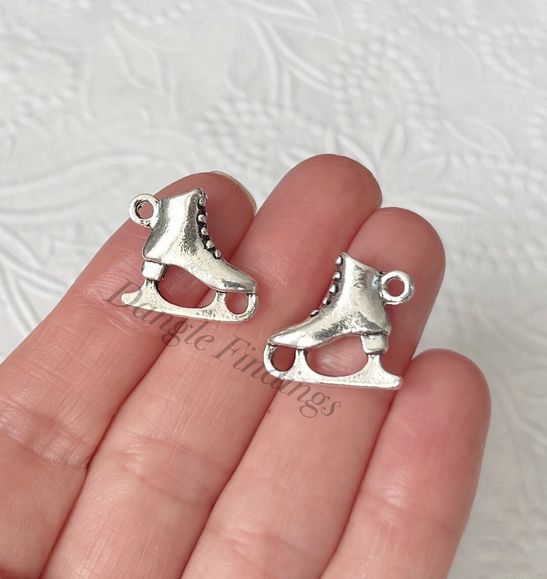 10 Ice Skate Charms, Winter, Jewelry, Christmas DIY, Silver, Necklace