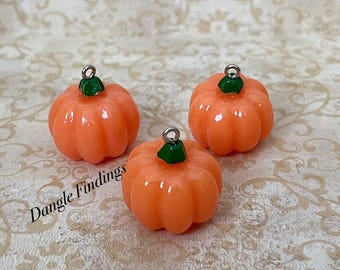 6 Pumpkin Charms, 3D, Halloween, Fall, Seasonal, Large, Earring, DIY Jewelry, Crafts, 24.5mm, HOL114