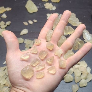 Raw Libyan Desert Glass || Raw Libyan Gold Tektite || Desert Glass || Pick your size!! || Libyan Desert Crystal ||