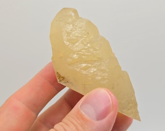 Punta di calcite di Sweetwater con fantasma di calcopirite // #95