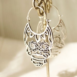 Mexican skull earrings Silver-Funny Earrings Halloween jewelry Day of the dead Skull jewelry Calavera earrings original gift jewelry hipster