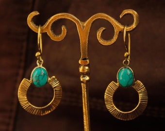 Boucles d'oreilles or Boucles pendantes avec pierres boucles avec pierres Bijoux ethniques Boucles d'oreilles ethniques Boucles bohèmes or