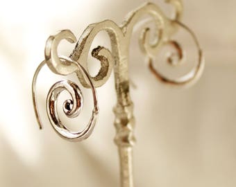 Silver Plated Spiral Hoop Earrings: Minimalist Style (13mm)