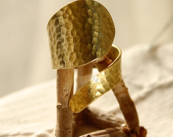 Gehämmerte Messing Einstellbar Ring: Mode-Design