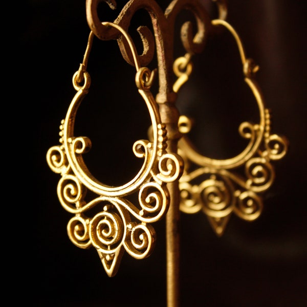 lange gouden oorbellen Etnische oorbellen boho oorbellen zigeuner sieraden etnische koperen oorbellen tribale sieraden gouden boho oorbellen creoolse oorbellen