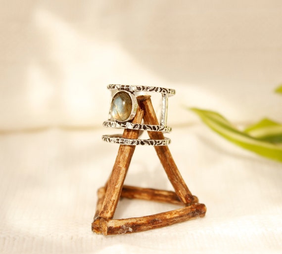 Labradorite Silver Ring: Multi-Strand Ethnic Style, Adjustable