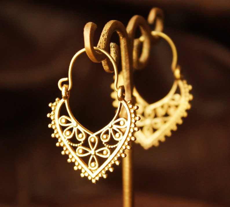 gold gypsy jewelry