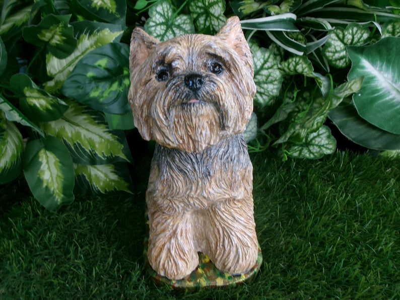 Yorkshire Terrier Statue 4 x 8 x 9" high, and Cast in fine grained white concrete, This high detail piece is Mini-Me painted (Per your photos) as a loving reminder of a best friend that had to leave too soon.  weighs nearly 8 lbs